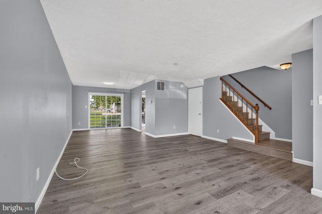 12 HALLVIEW CT, Nottingham, MD 21236