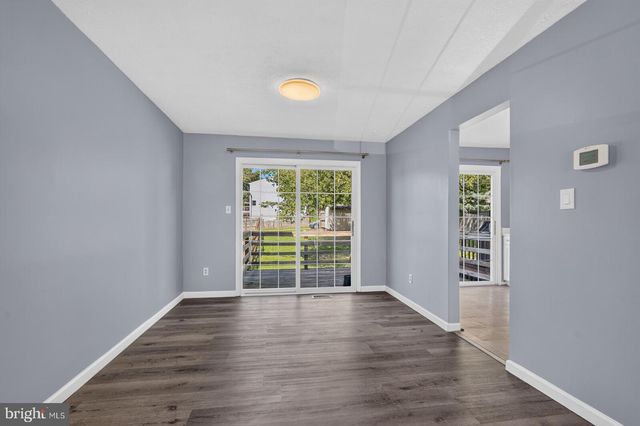 12 HALLVIEW CT, Nottingham, MD 21236