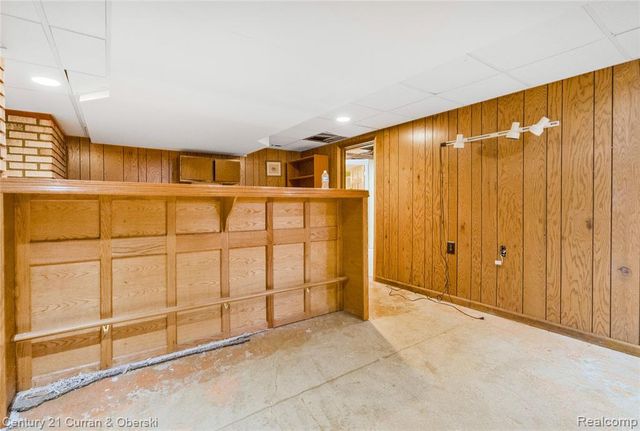 5994 Glen Eagles Drive, West Bloomfield, MI 48323
