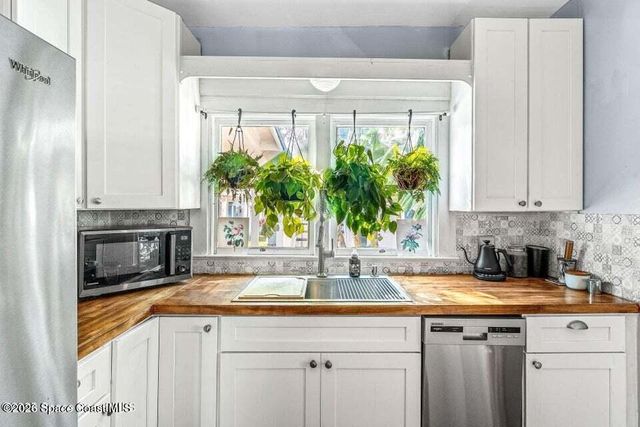 1654 Highland Avenue, Melbourne, FL 32935