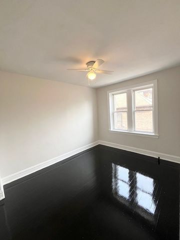 4126 W 24th Place G2, Chicago, IL 60623