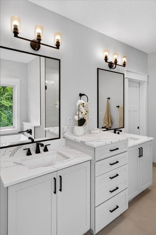36 Lilah Lane, Tonka Bay, MN 55331