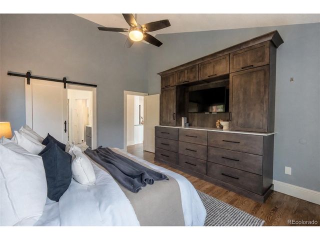 3276 Meadow View Rd, Evergreen, CO 80439