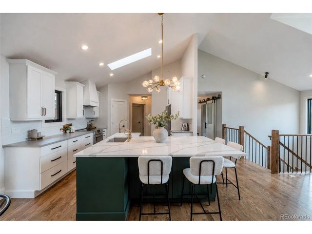 3276 Meadow View Rd, Evergreen, CO 80439