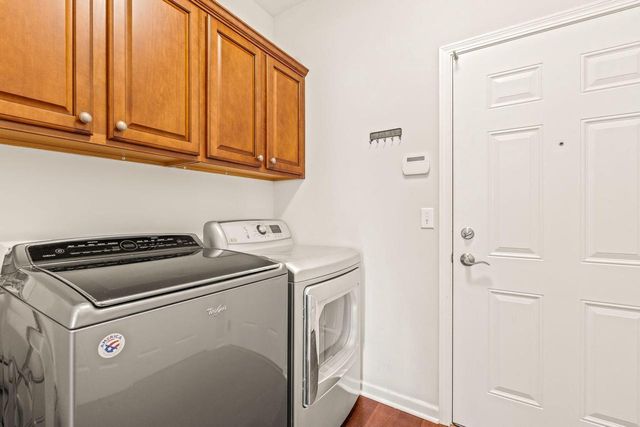 15160 Huff WAY #7-119, Brookfield, WI 53005
