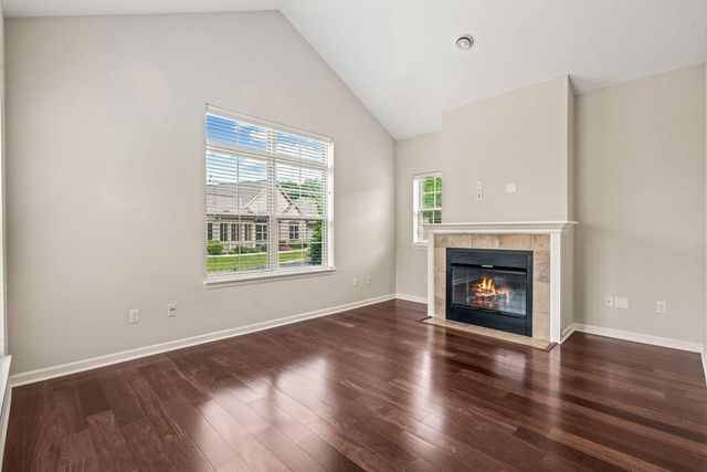 15160 Huff WAY #7-119, Brookfield, WI 53005