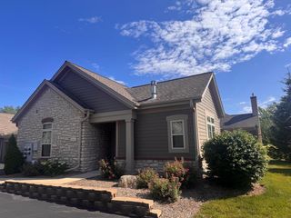 15160 Huff WAY #7-119, Brookfield, WI 53005