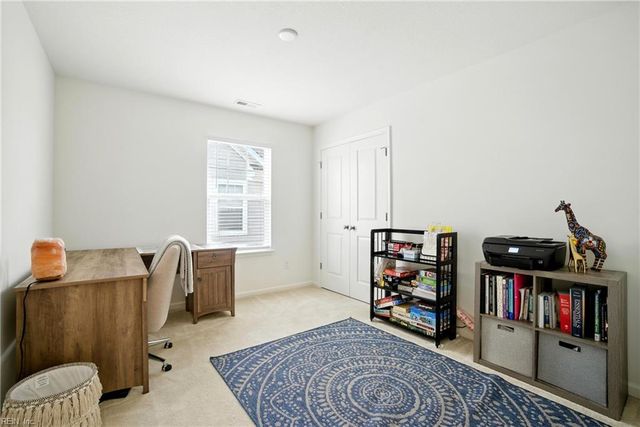 106 Cloverleaf DR, Suffolk, VA 23434