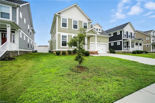 106 Cloverleaf DR, Suffolk, VA 23434