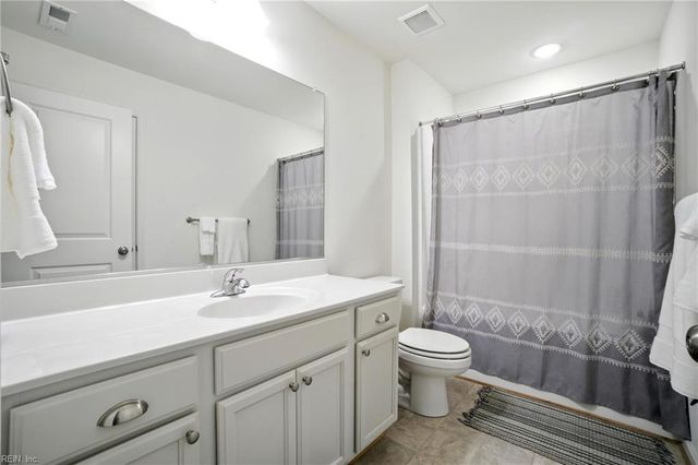 106 Cloverleaf DR, Suffolk, VA 23434