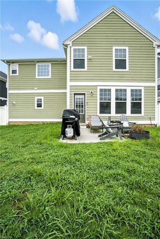 106 Cloverleaf DR, Suffolk, VA 23434