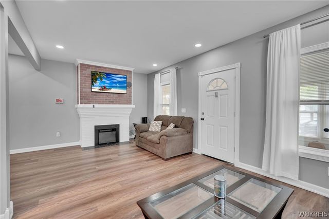 28 Clio Avenue, Buffalo, NY 14220