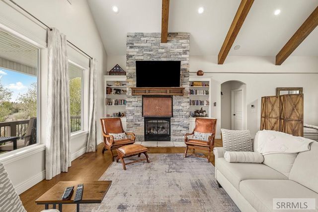 1190 N 1325 E, Shelley, ID 83274