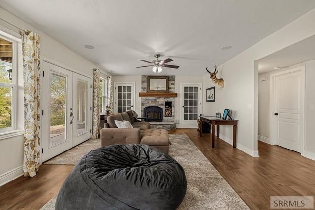 1190 N 1325 E, Shelley, ID 83274