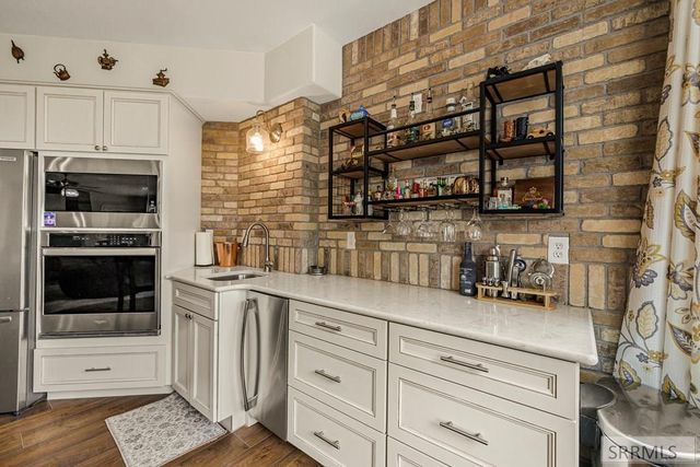 1190 N 1325 E, Shelley, ID 83274
