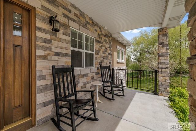 1190 N 1325 E, Shelley, ID 83274