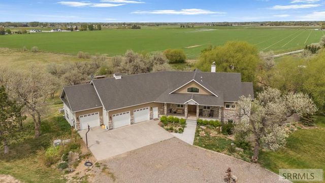 1190 N 1325 E, Shelley, ID 83274