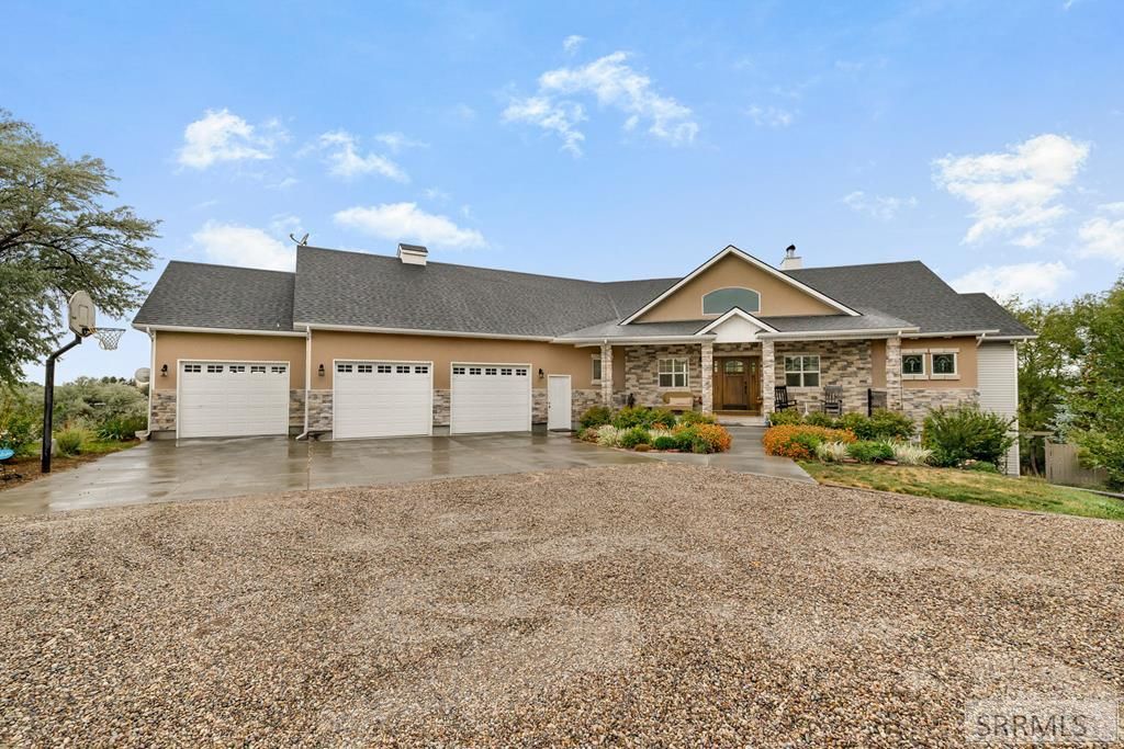 1190 N 1325 E, Shelley, ID 83274