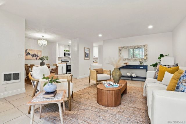 7811 Eads Ave 104, La Jolla, CA 92037