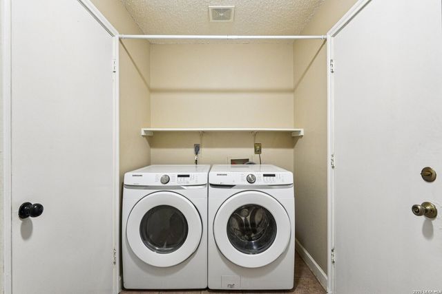 15840 Walnut Creek, San Antonio, TX 78247