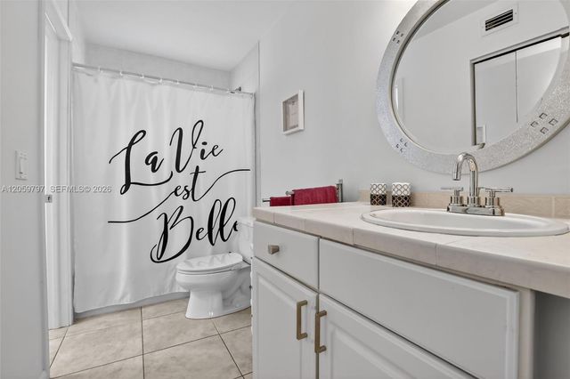 7897 Golf Circle Dr 307, Margate, FL 33063