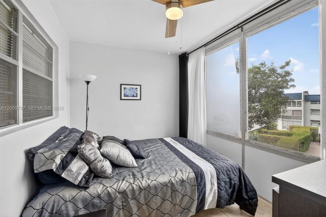 7897 Golf Circle Dr 307, Margate, FL 33063