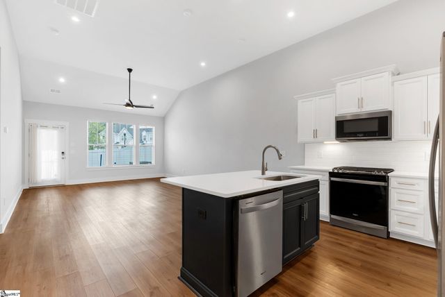 1610 Chelmsford Court, Spartanburg, SC 29301