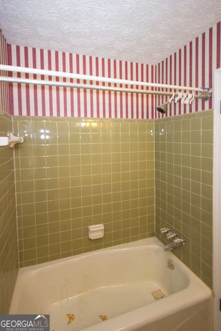 5812 Ohara Drive, Stone Mountain, GA 30087