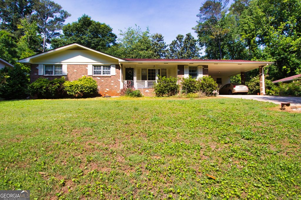 5812 Ohara Drive, Stone Mountain, GA 30087