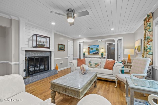 1600 Chip Shot Drive, Morehead City, NC 28557