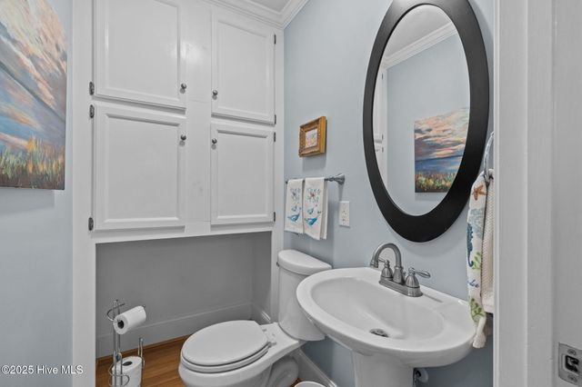 1600 Chip Shot Drive, Morehead City, NC 28557