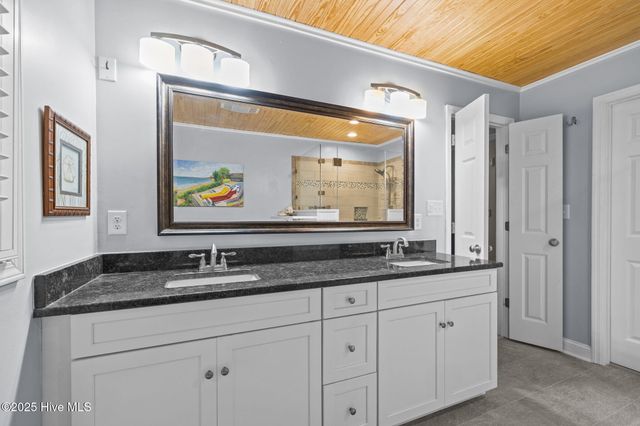 1600 Chip Shot Drive, Morehead City, NC 28557