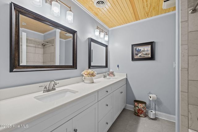 1600 Chip Shot Drive, Morehead City, NC 28557