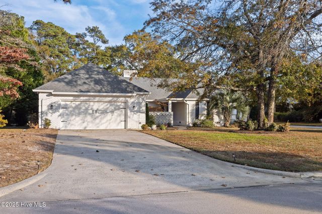 1600 Chip Shot Drive, Morehead City, NC 28557