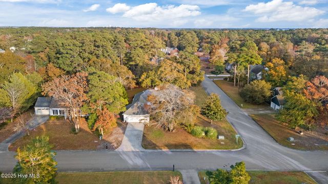 1600 Chip Shot Drive, Morehead City, NC 28557