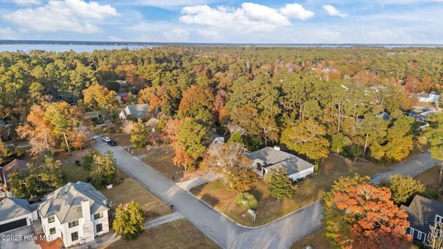 1600 Chip Shot Drive, Morehead City, NC 28557