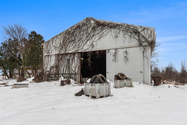 8600 Garr Road, Berrien Springs, MI 49103