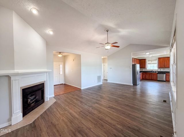 2730 Thursby Cross, Fayetteville, NC 28306