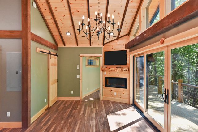 73 Beech Street, Jay, NY 12941