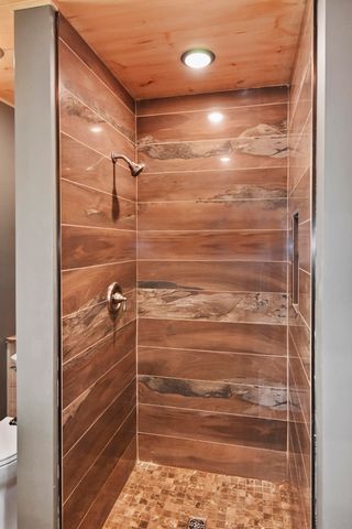 73 Beech Street, Jay, NY 12941