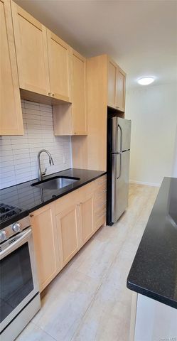 4829 40th Street 2, Sunnyside, NY 11104