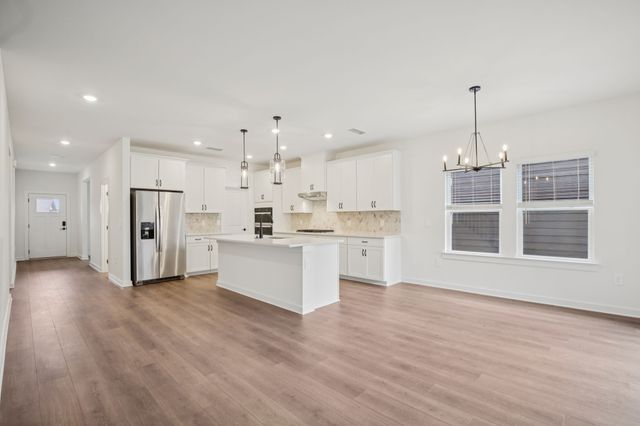 110 Vanguard Drive, La Vergne, TN 37086