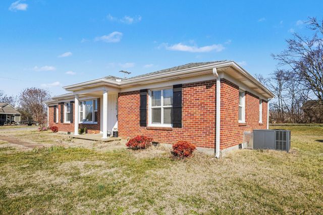 120 Sunset Dr, Gallatin, TN 37066