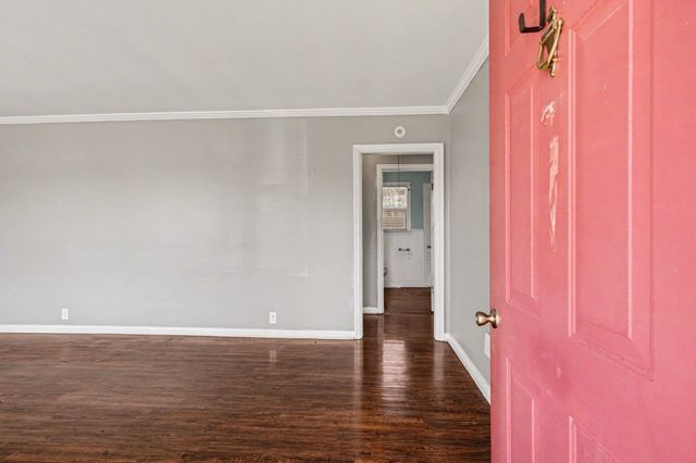 120 Sunset Dr, Gallatin, TN 37066