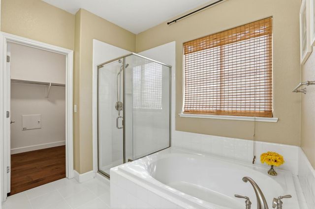 9817 Kugler Way, Elk Grove, CA 95757