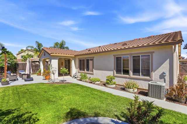 9817 Kugler Way, Elk Grove, CA 95757