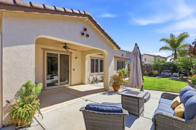 9817 Kugler Way, Elk Grove, CA 95757