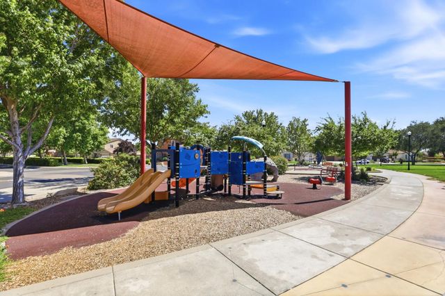 9817 Kugler Way, Elk Grove, CA 95757