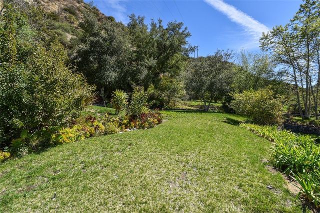 2447 Stonyvale Road, Tujunga, CA 91042