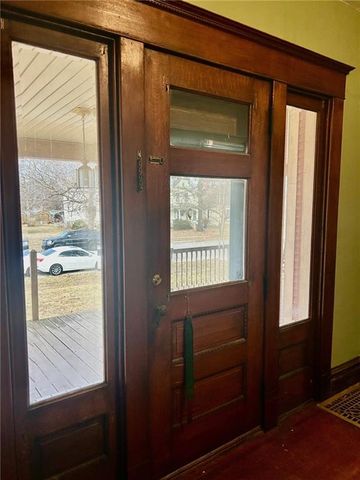 1530 Grand Avenue, Parsons, KS 67357